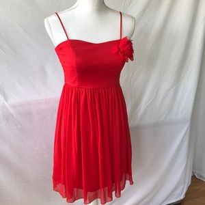 ❌❌❌ SOLD ❌❌❌ NWT Forever21 Red Flower Dress